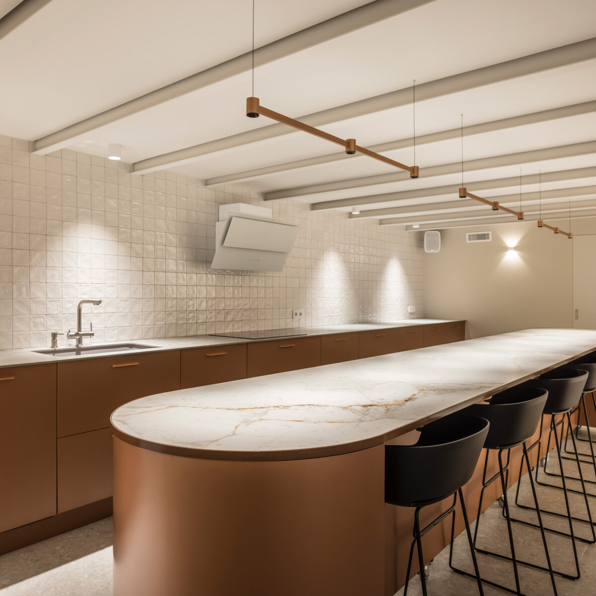 Une cuisine pour un showroom gastronomique