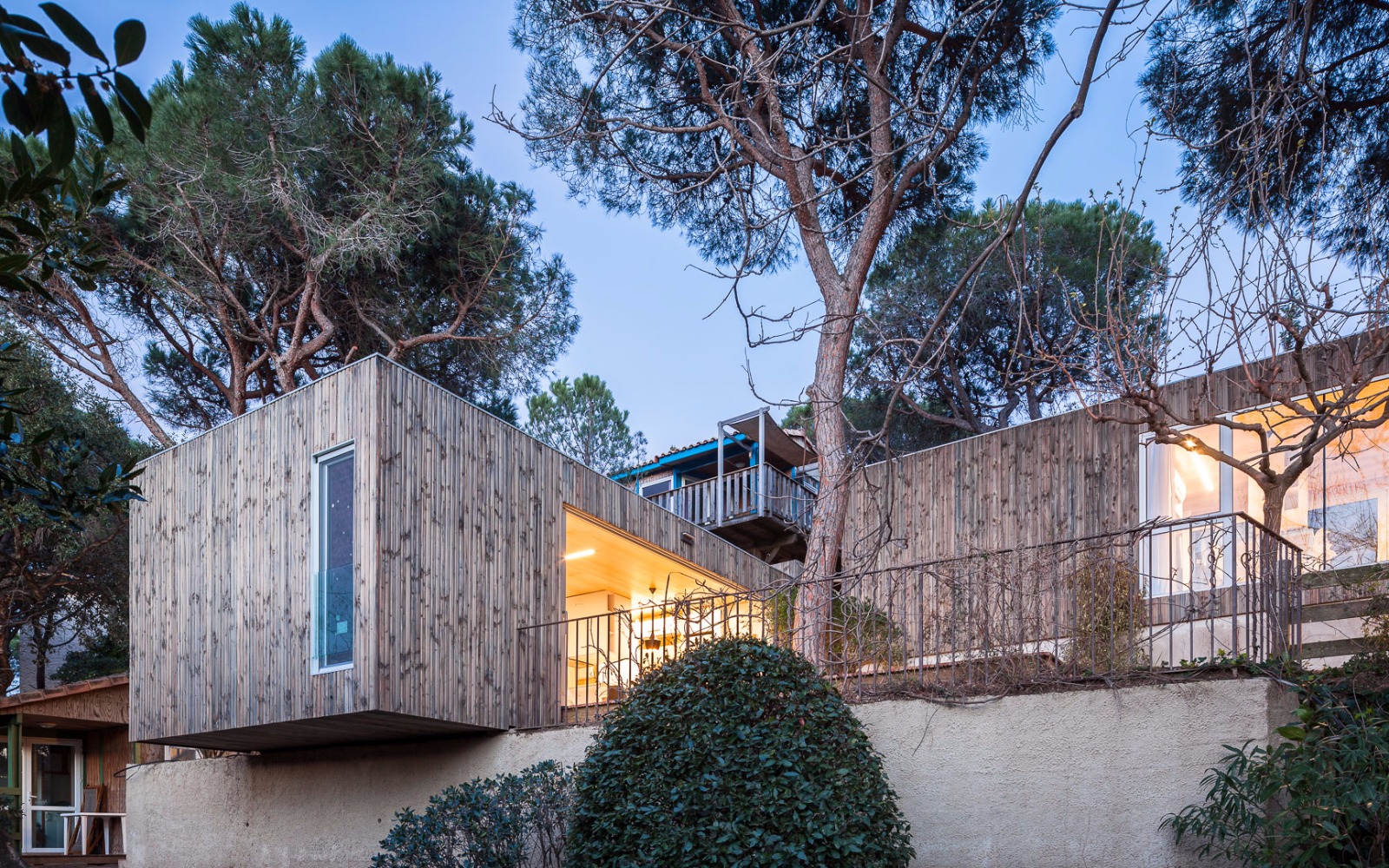 Premium Apartments in Girona: Kitchens for Tourist Accommodation