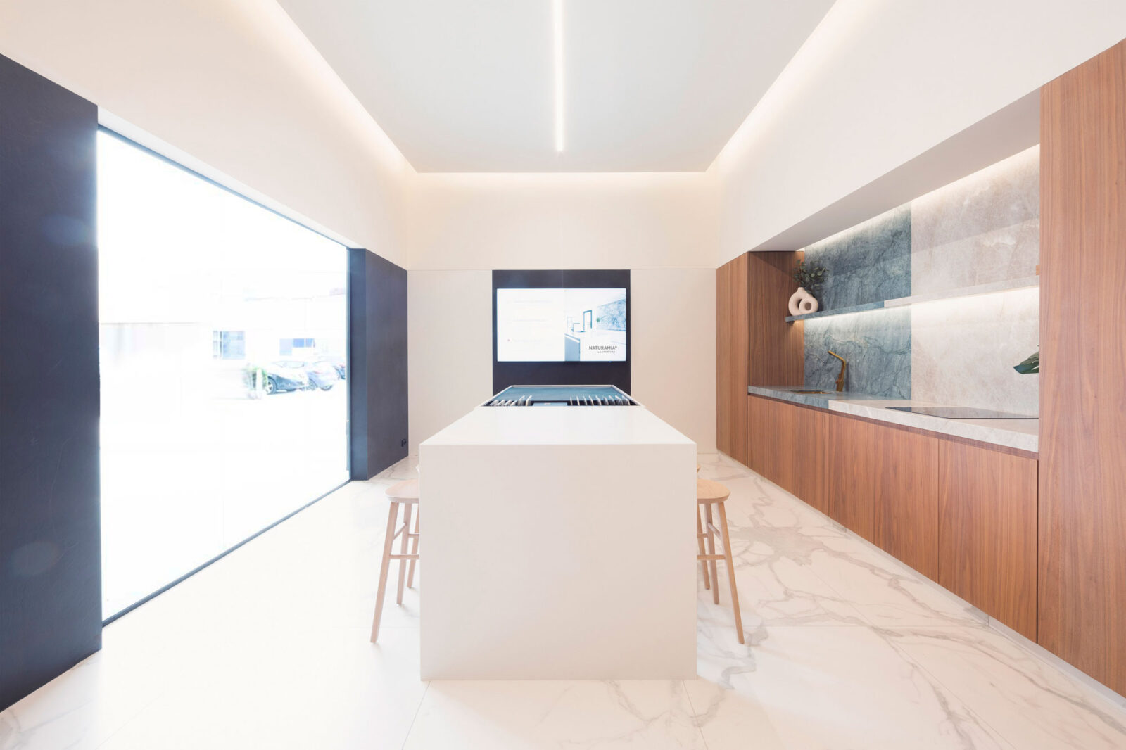 Kitchens for Levantina’s Stone Center in Barcelona